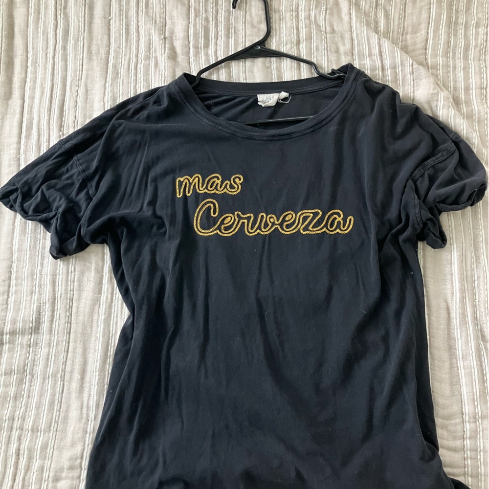Mas cerveza t shirt